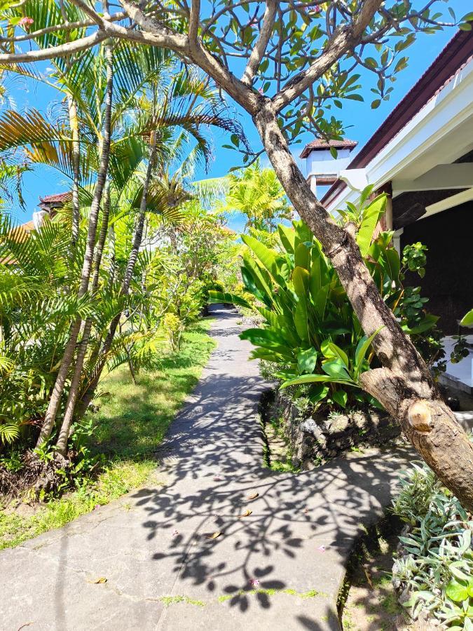 Berlian Inn Kuta Beach Kültér fotó