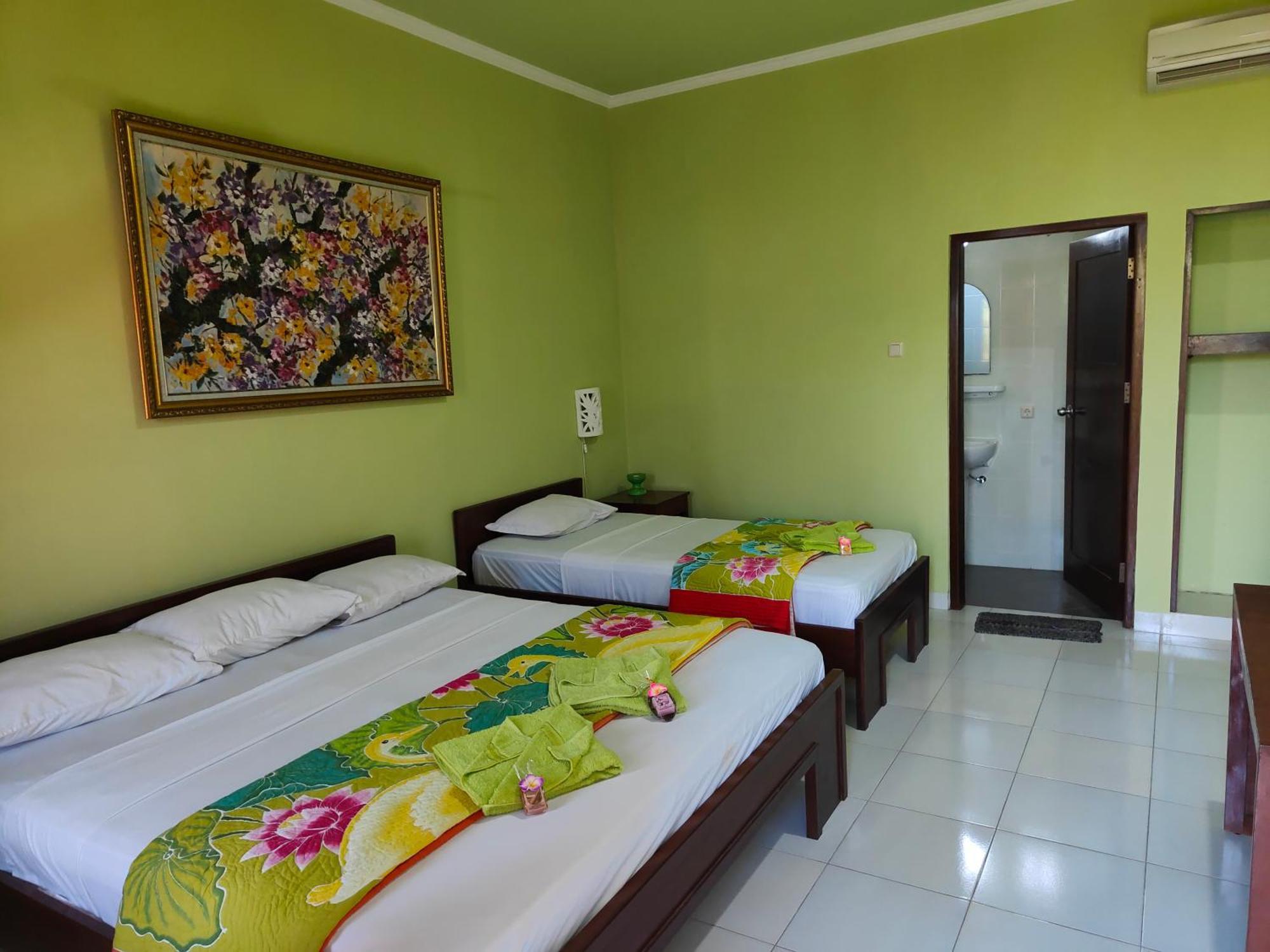 Berlian Inn Kuta Beach Kültér fotó