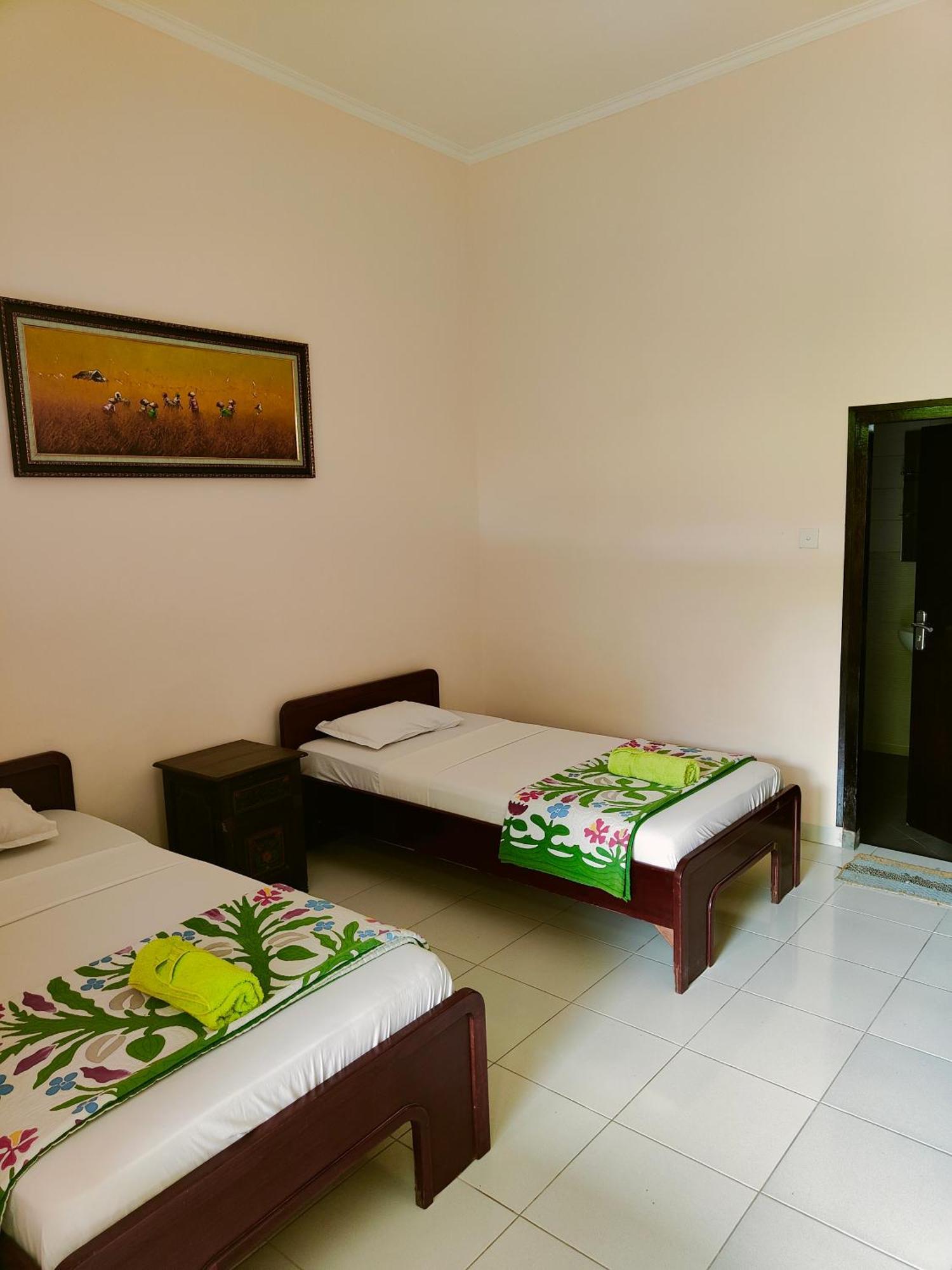 Berlian Inn Kuta Beach Kültér fotó