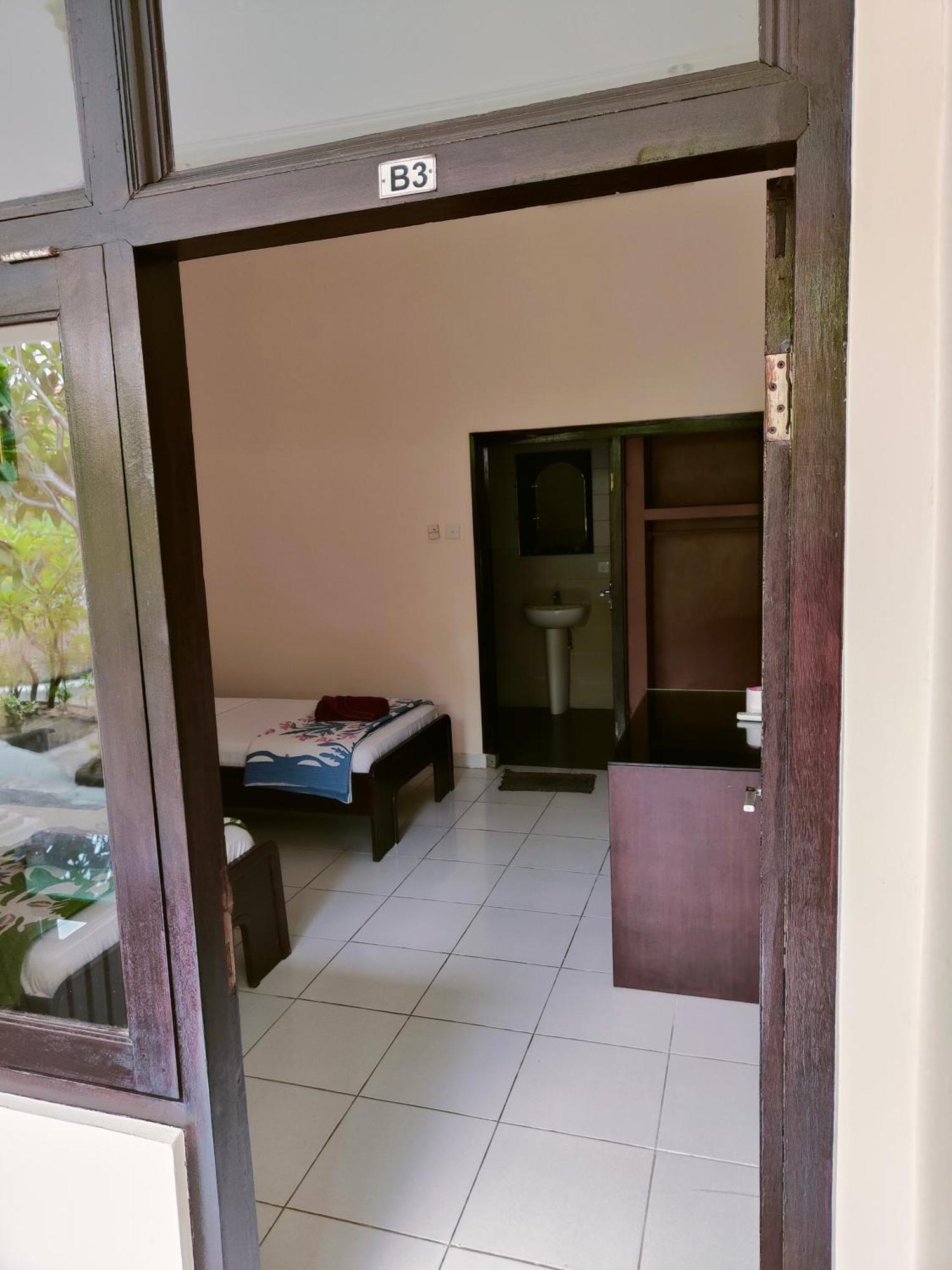 Berlian Inn Kuta Beach Kültér fotó
