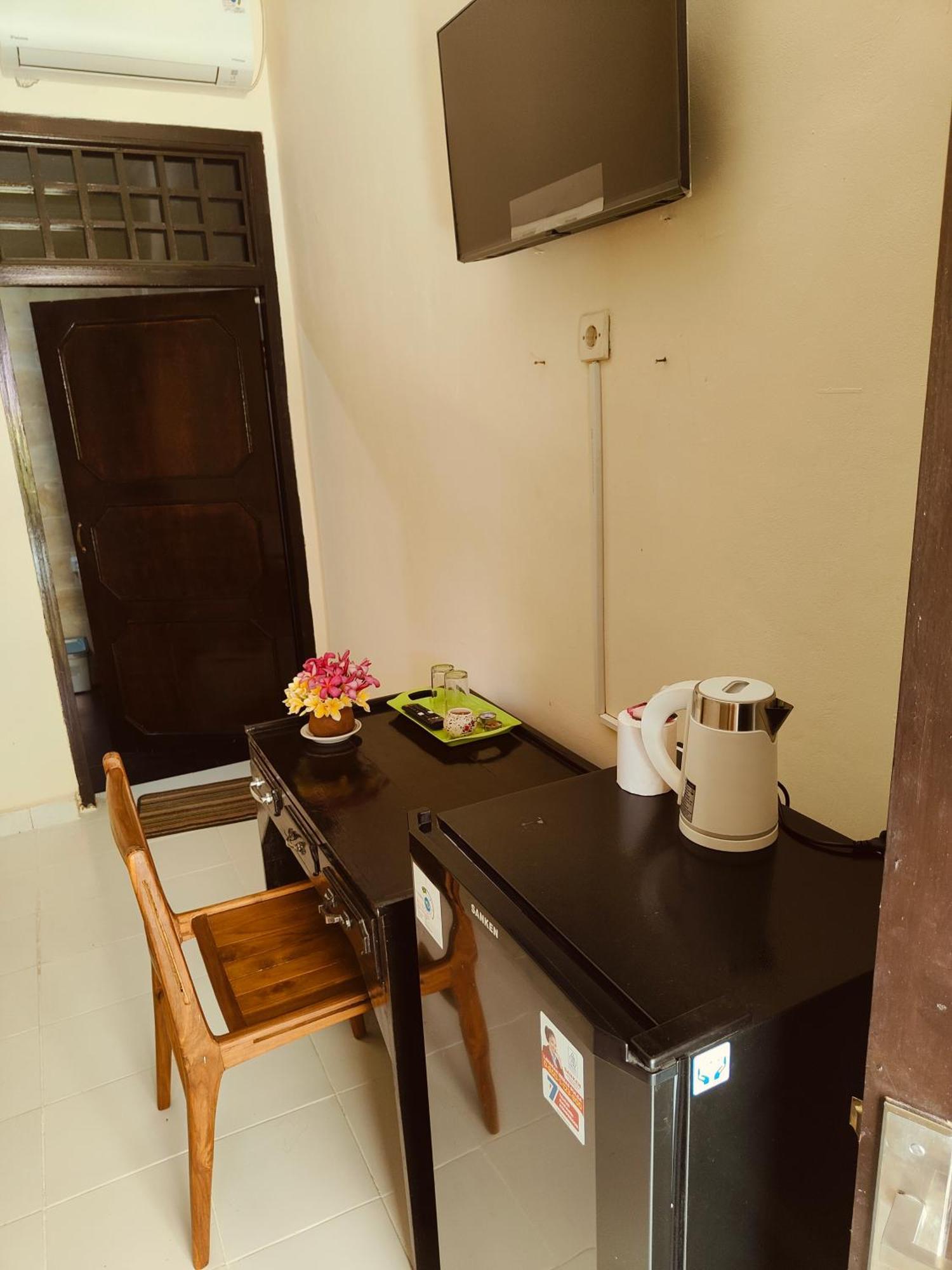 Berlian Inn Kuta Beach Kültér fotó