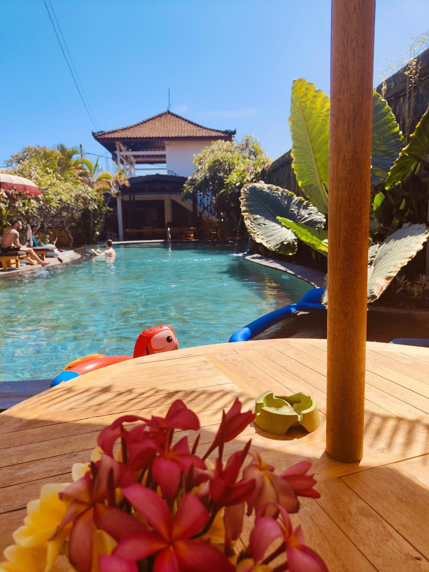 Berlian Inn Kuta Beach Kültér fotó